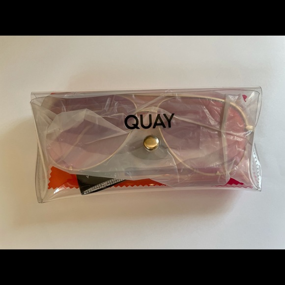 Quay High Key Rose Gold Aviators - Picture 3 of 3